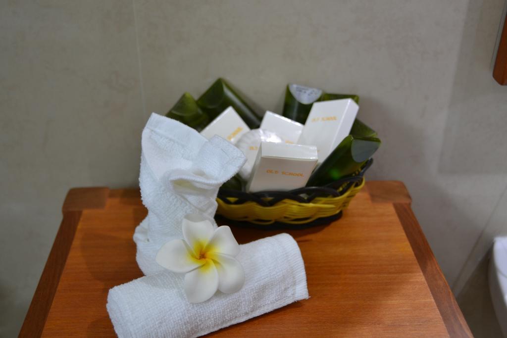 The Old School Self-Catering Apartment Praslin Екстериор снимка