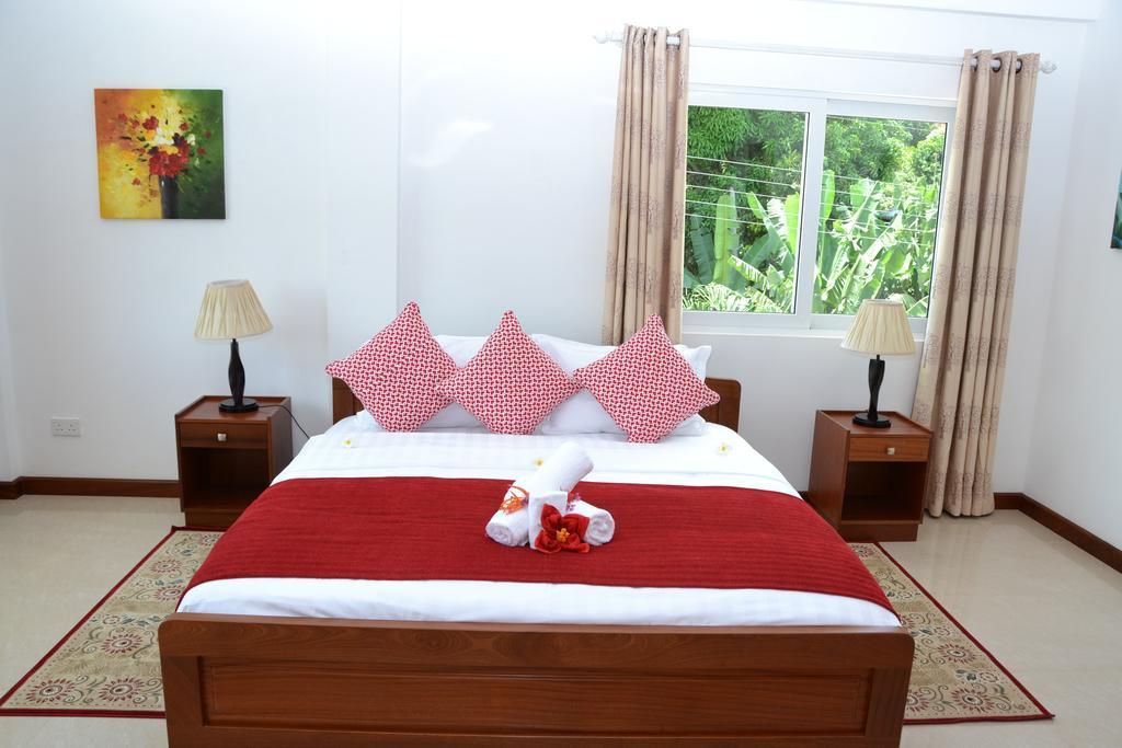The Old School Self-Catering Apartment Praslin Екстериор снимка
