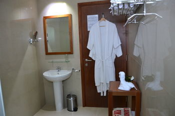 The Old School Self-Catering Apartment Praslin Екстериор снимка